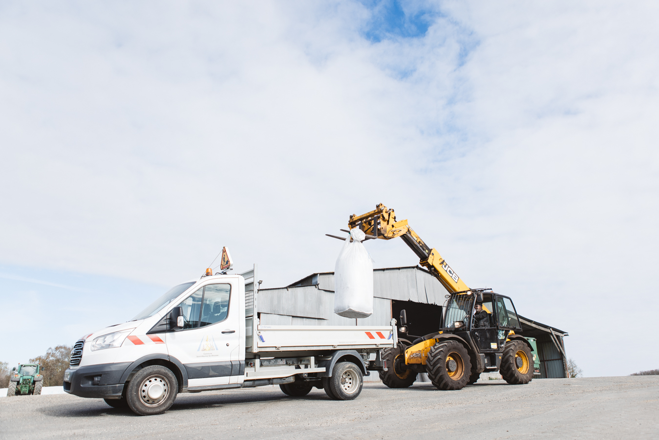 Chargement camion — livraison Bofertil